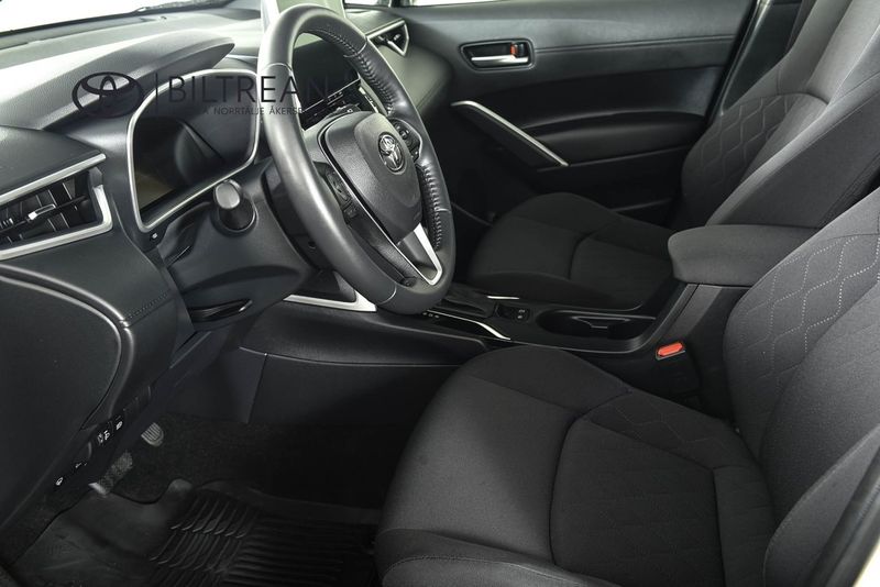 Toyota Corolla Cross bild 6