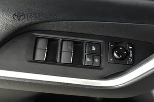 Toyota RAV4 bild 9