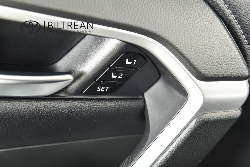 Toyota RAV4 bild 10