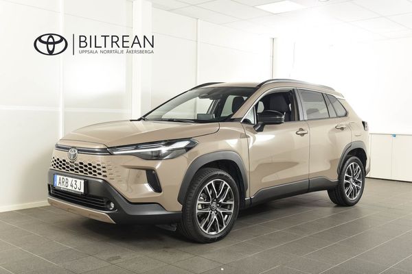 Toyota Corolla Cross 1.8 Elhybrid Style Backkamera Carplay Rattvärme MOMS - 2025