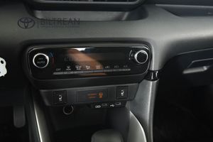 Toyota Yaris bild 13