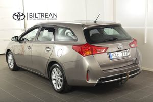 Toyota Auris bild 2