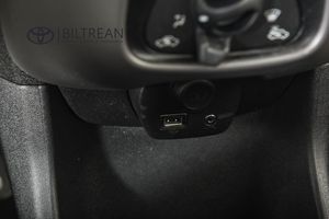 Peugeot 108 bild 13