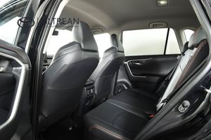 Toyota RAV4 bild 7