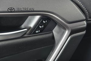 Toyota RAV4 bild 12