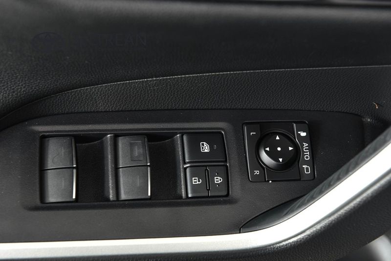 Toyota RAV4 bild 12