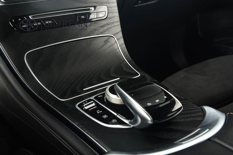 Mercedes GLC220 bild 15