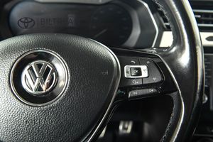 Volkswagen Passat bild 11