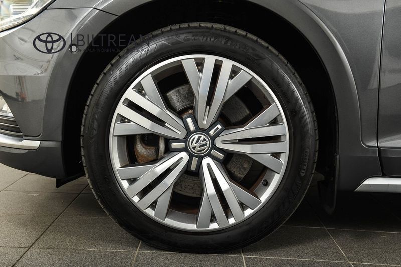 Volkswagen Passat bild 18