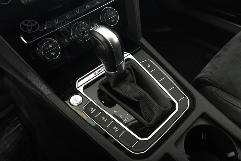 Volkswagen Passat bild 16