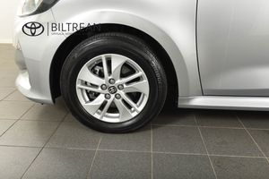 Toyota Yaris bild 17