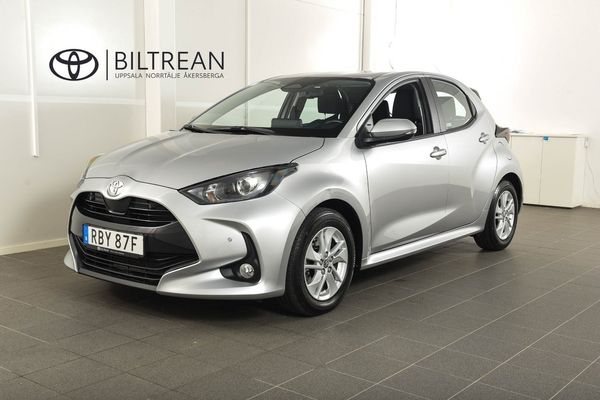 Toyota Yaris 1,5 Elhybrid Active Komfort P-sensorer Backkamera - 2025