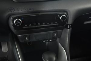 Toyota Yaris bild 14