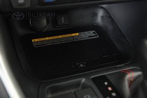 Toyota RAV4 bild 12