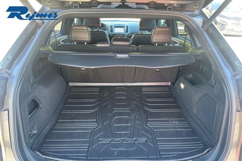 Ford Edge bild 12