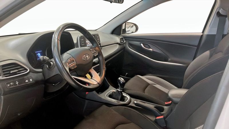 Hyundai i30 bild 7