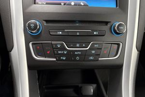Ford Mondeo bild 17