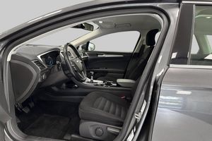 Ford Mondeo bild 9