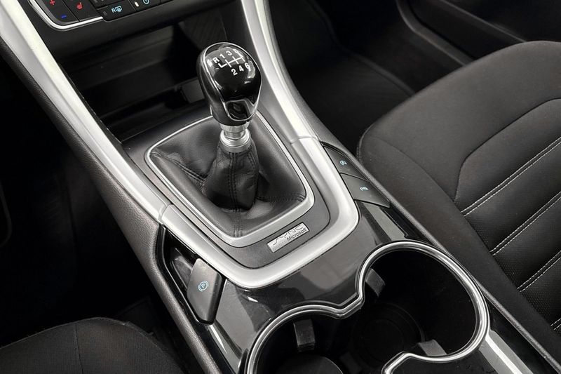 Ford Mondeo bild 13