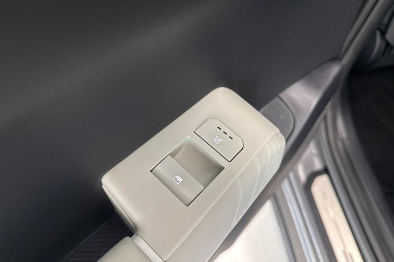 Kia EV4 bild 25