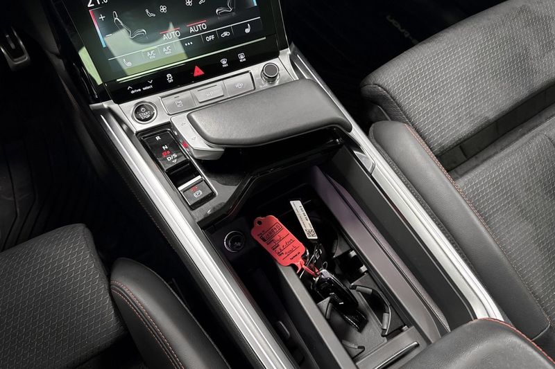 Audi Q8 e-tron bild 14
