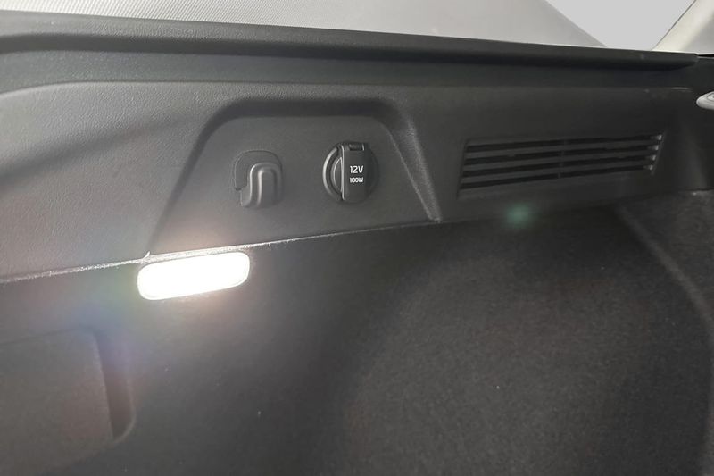 Kia K4 bild 22