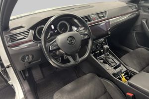 Skoda Superb bild 9