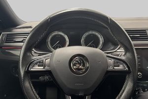 Skoda Superb bild 15