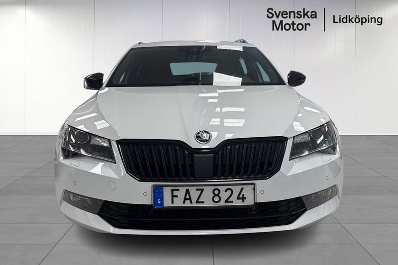 Skoda Superb bild 2