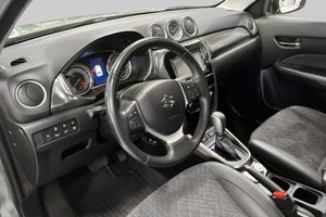 Suzuki Vitara bild 7
