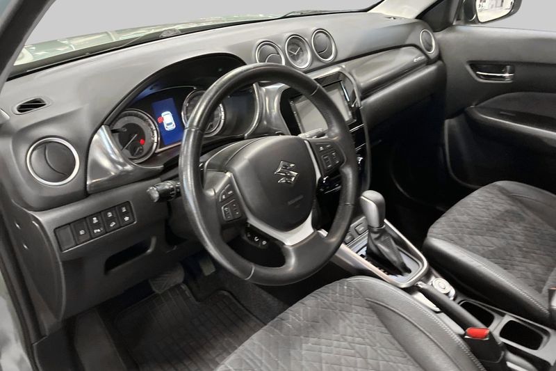 Suzuki Vitara bild 7