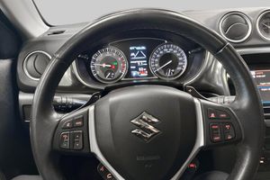 Suzuki Vitara bild 12