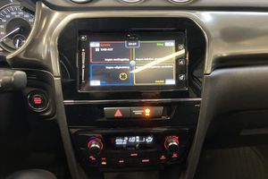 Suzuki Vitara bild 16