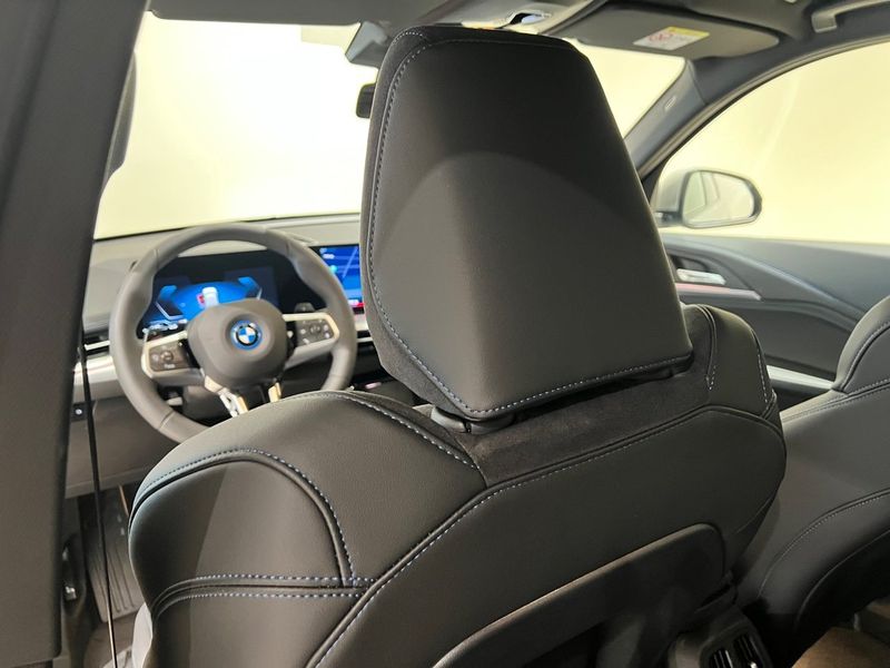 BMW X1 bild 9