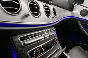 Mercedes E300 bild 12