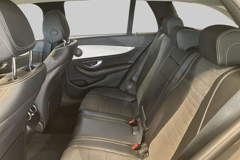 Mercedes E300 bild 9