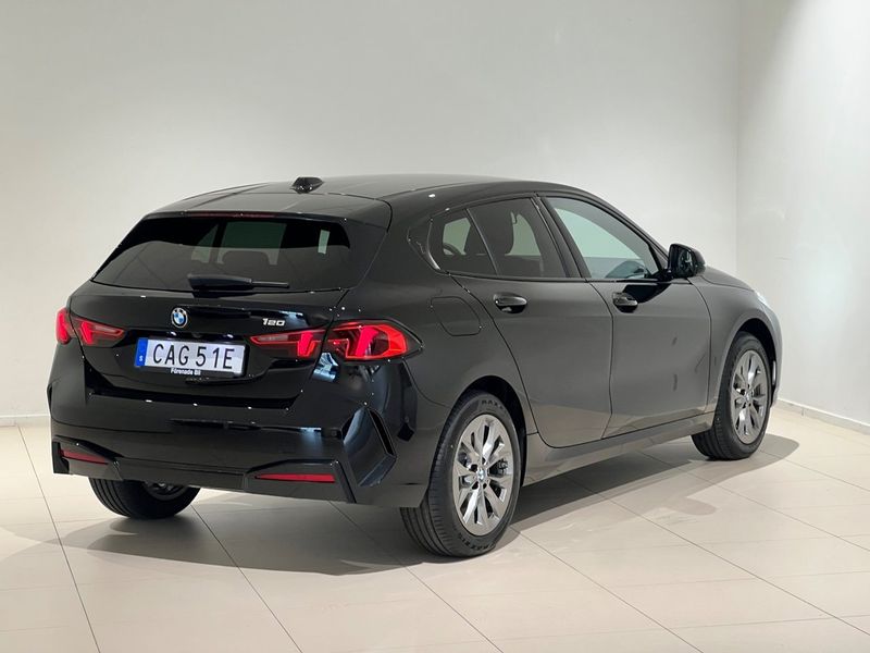 BMW 120 bild 12