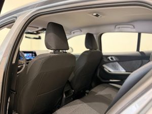 BMW 120 bild 7