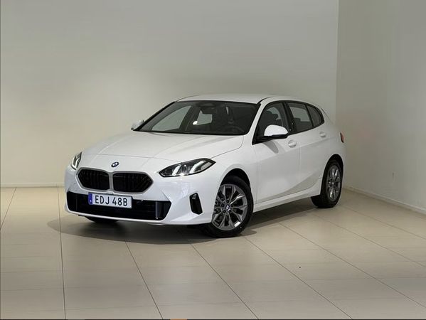 BMW 120 Navi, Backkamera, Rattvärme - Privatleasingkampanj - 2026