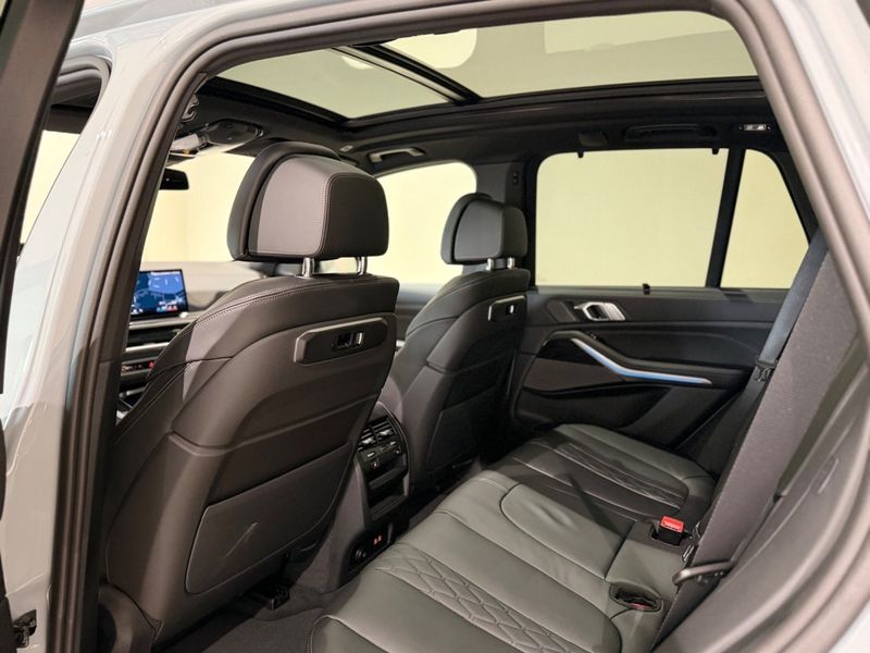 BMW X5 bild 8