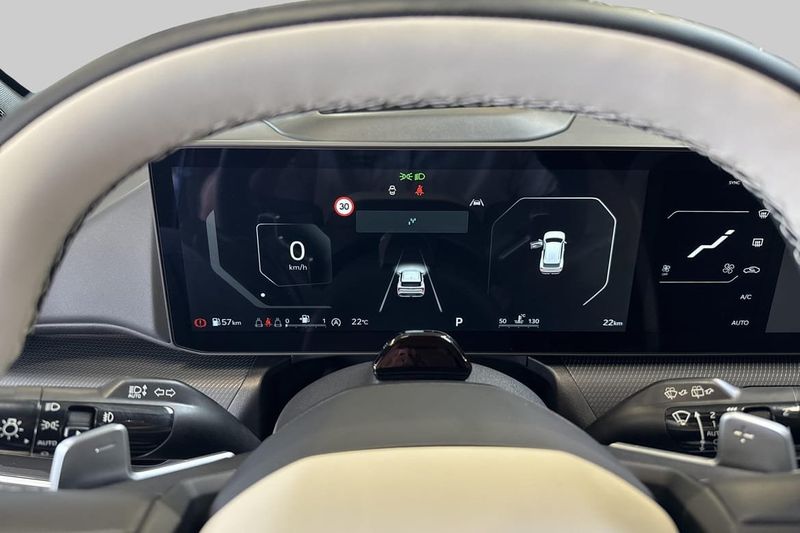 Kia K4 bild 12
