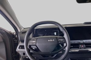 Kia K4 bild 9