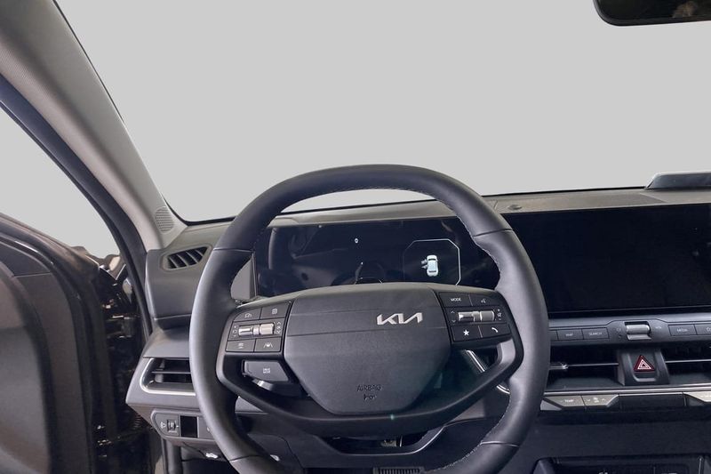 Kia K4 bild 9