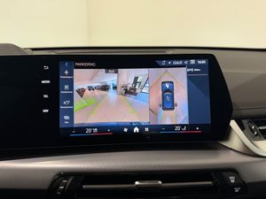 BMW iX1 bild 10