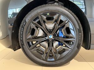 BMW iX bild 3
