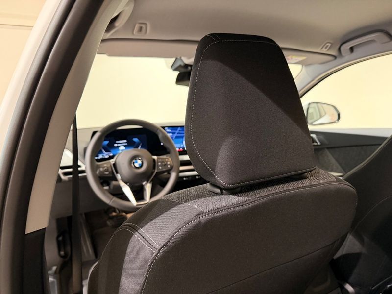 BMW 120 bild 7
