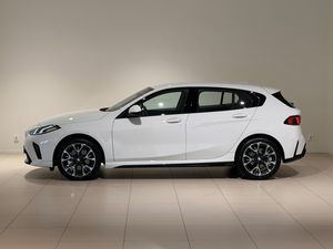 BMW 120 bild 2