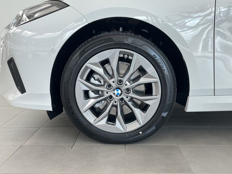 BMW 120 bild 4