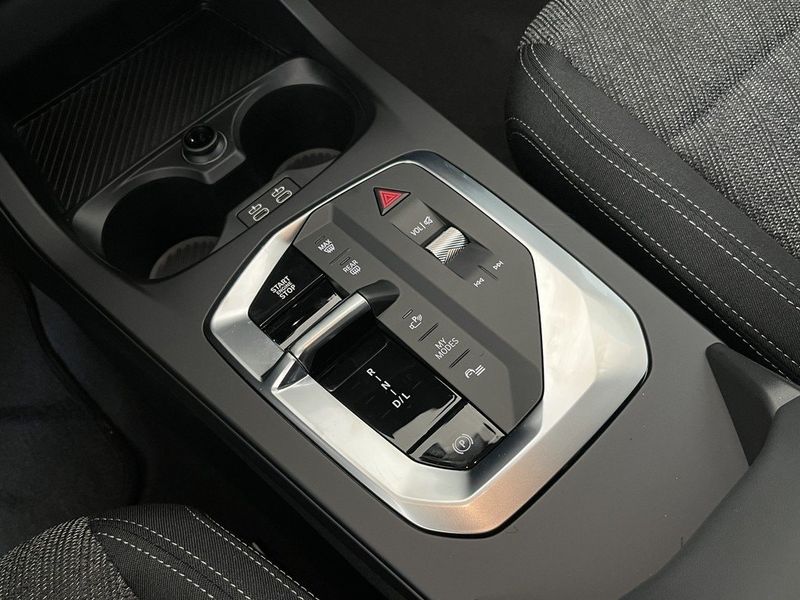 BMW 120 bild 8