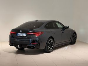 BMW i4 bild 11